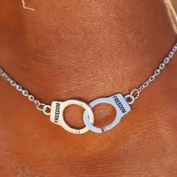 Single Layer Handcuff Anklet - Picture 1 of 3